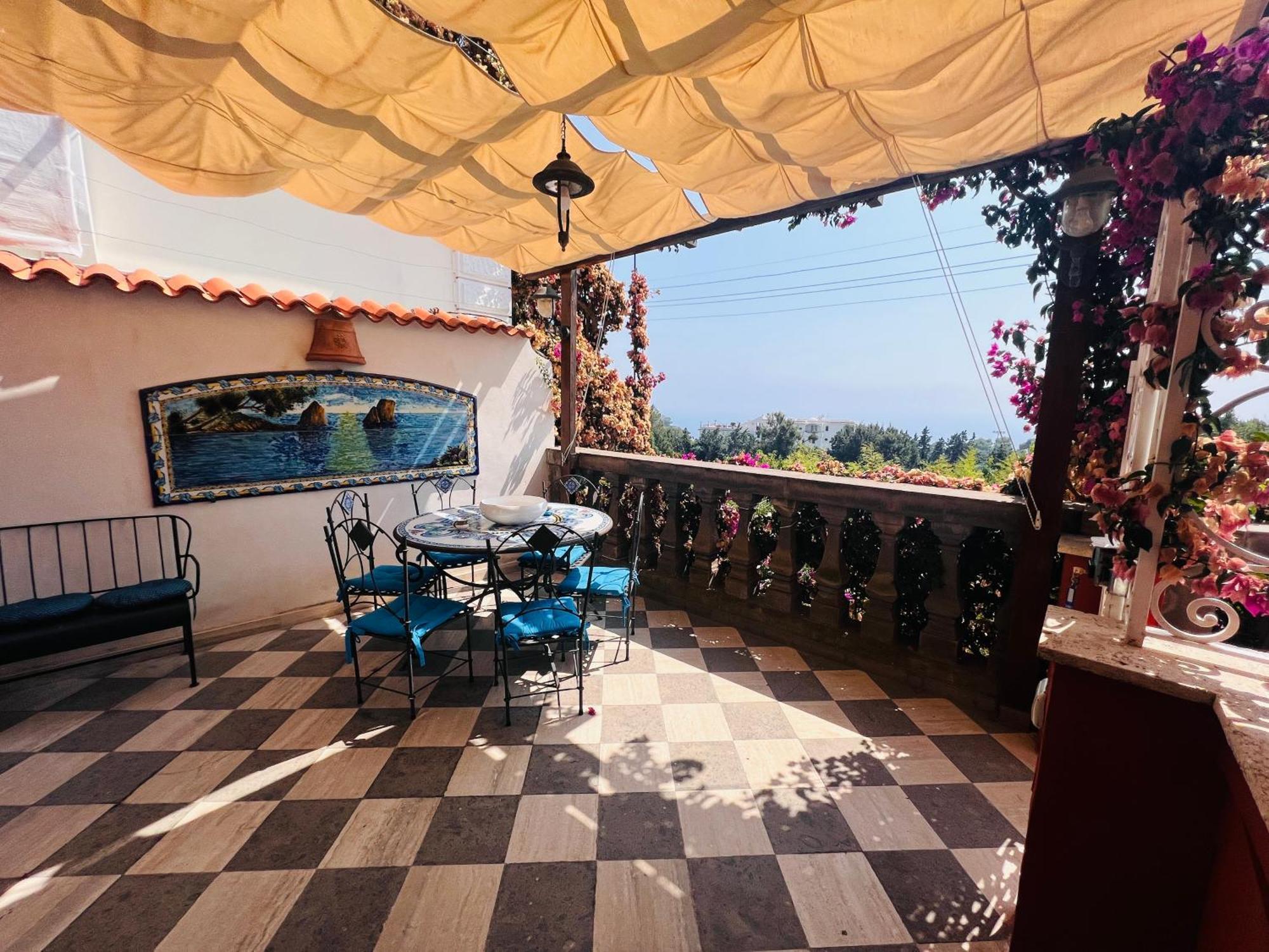 Luxury House In Villa Pompeiana Via Camerelle Con Terrazza Vista Mare Capri Exterior photo