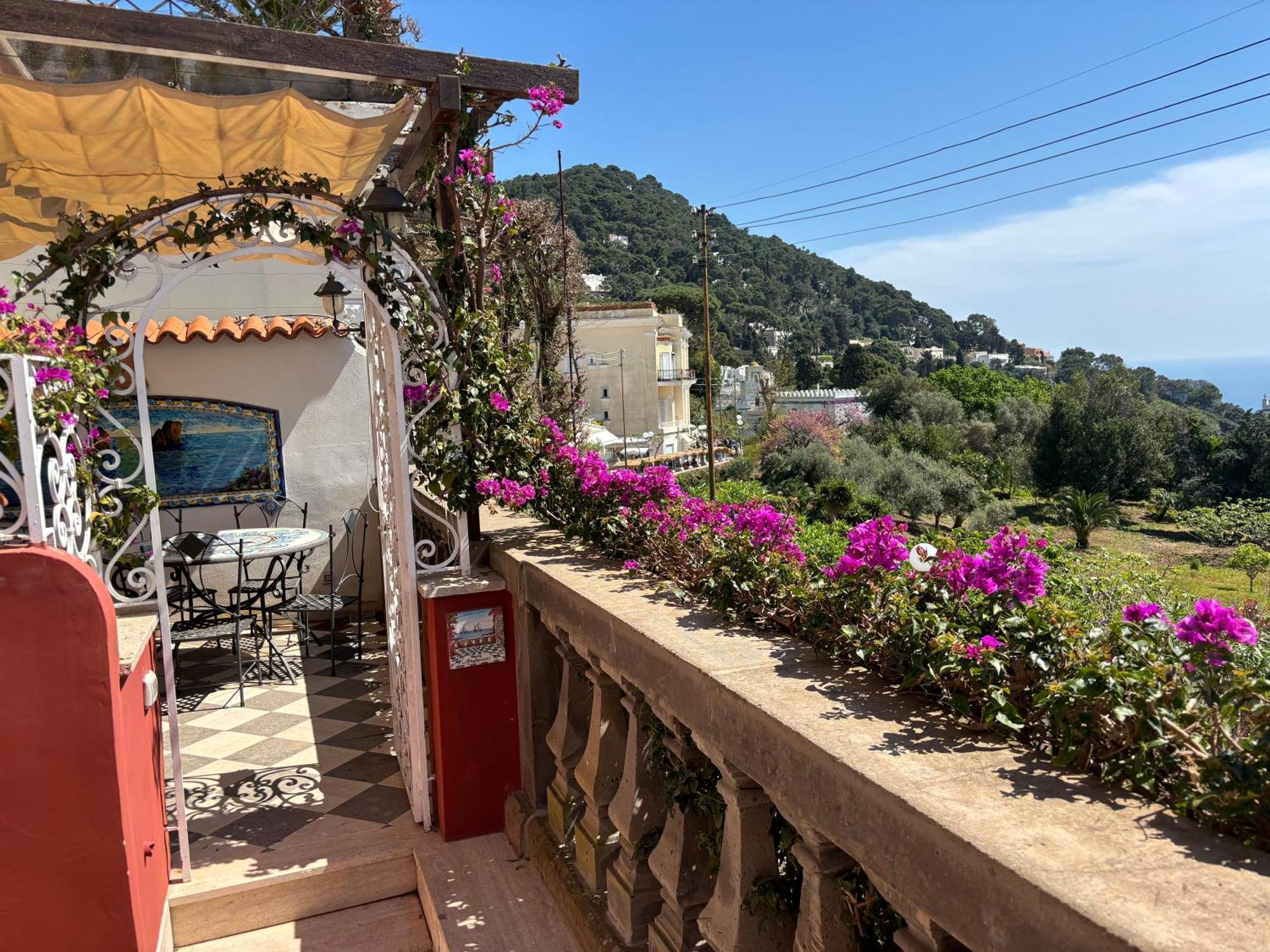 Luxury House In Villa Pompeiana Via Camerelle Con Terrazza Vista Mare Capri Exterior photo