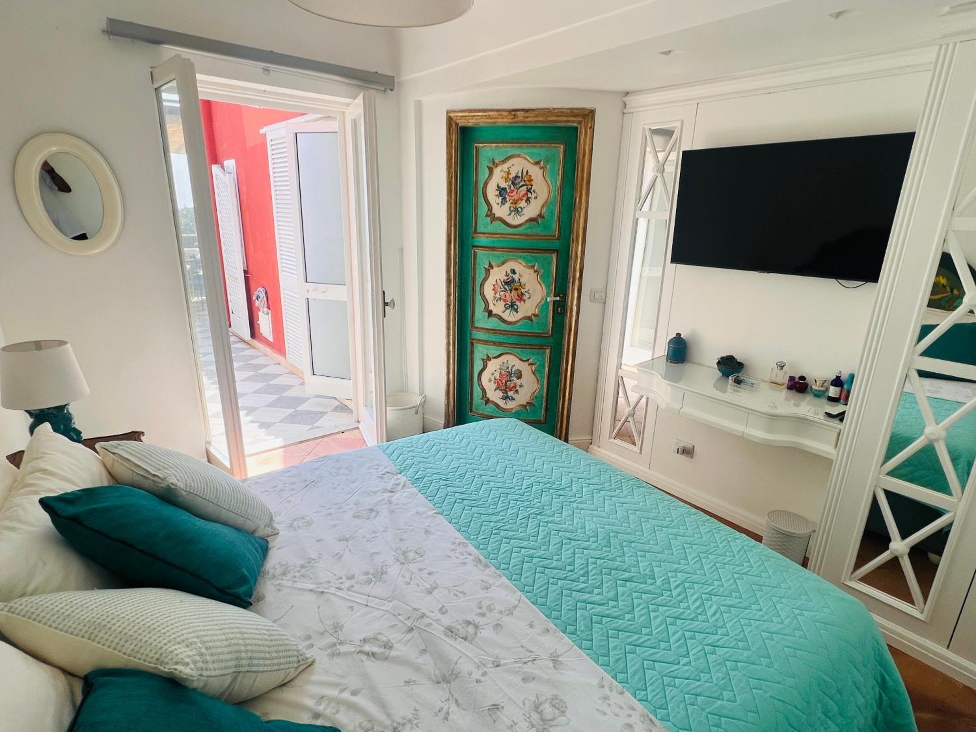 Luxury House In Villa Pompeiana Via Camerelle Con Terrazza Vista Mare Capri Exterior photo